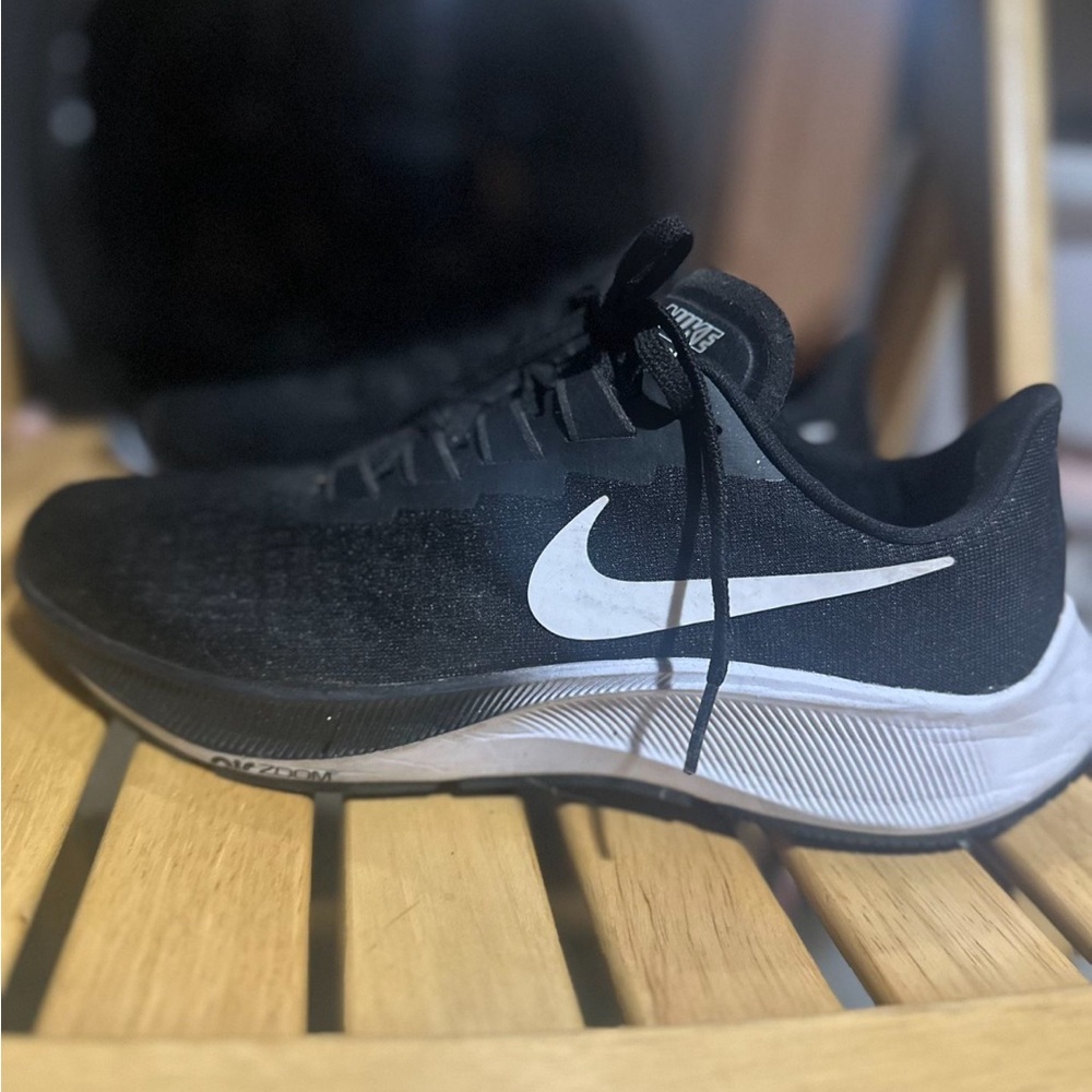 Nike WMNS air Zoom Pegasus 37 competition running shoes size 9